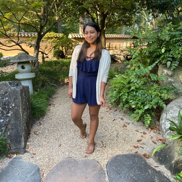 Meet your Posher, Jessica - Picture 1 of 1